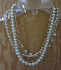 Necklace 634 Golden Chain Strings Pearl Strings