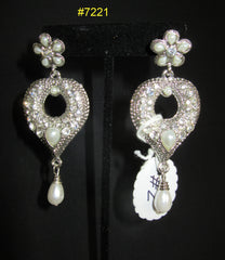 Earrings 7221 Silver Heart Rhinestones Pearls Shieno Sarees